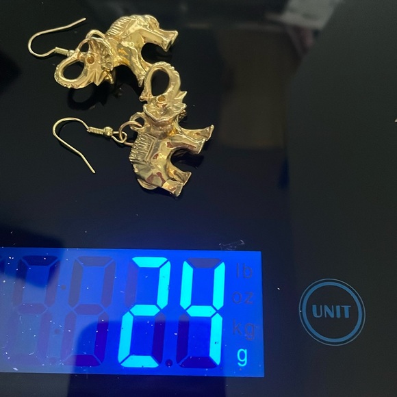 Handmade Gold Elephant Earrings - Picture 10 of 12